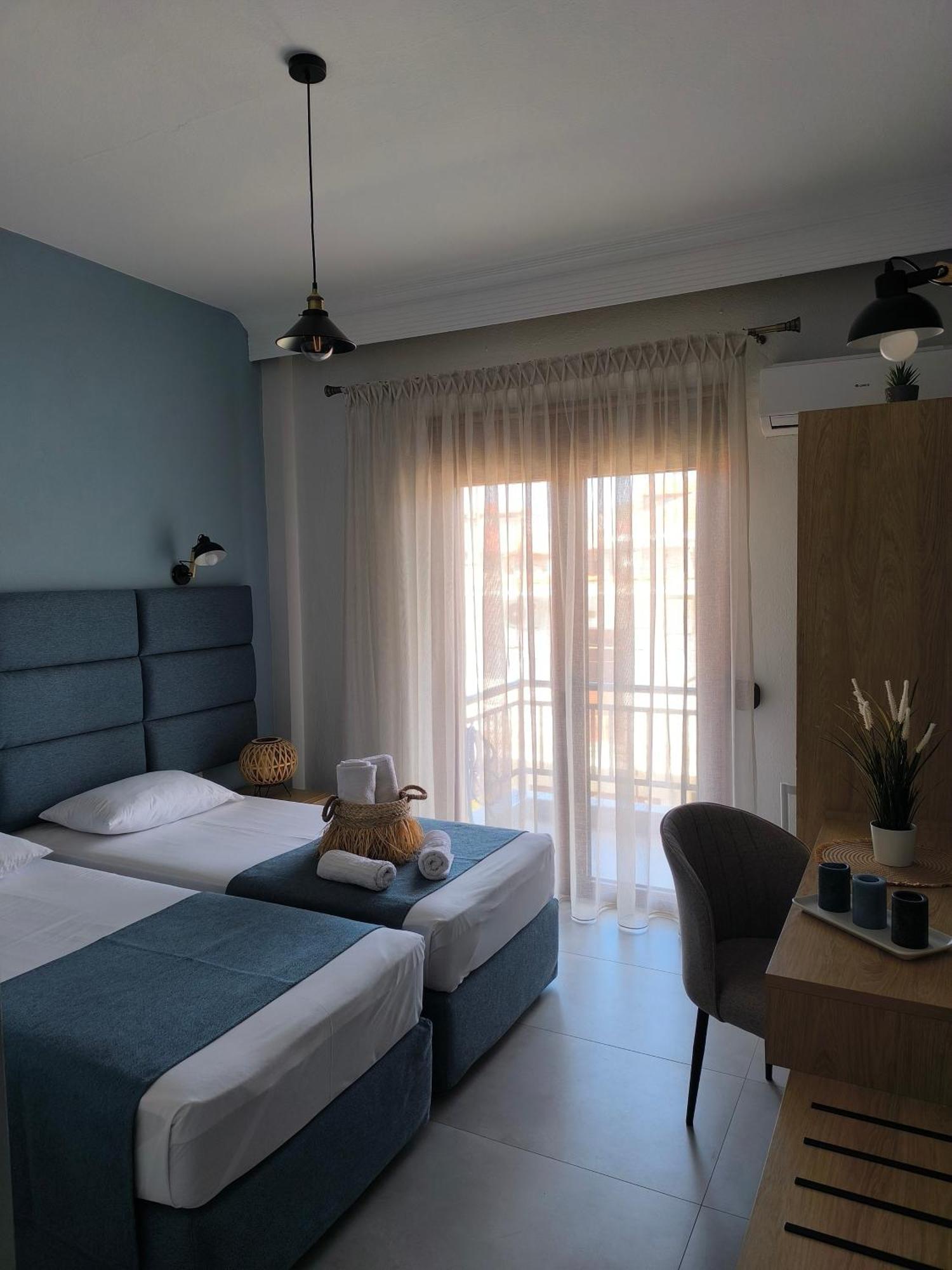 Maria Rooms To Let Ouranoupoli Dış mekan fotoğraf